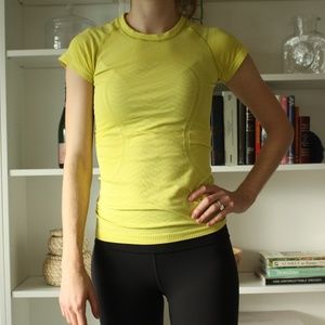 Lululemon Swiftly Tech Short Sleeve
